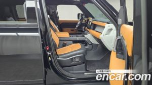 Land Rover Defender 130 P400 X- HSE 2023 года из Южной Кореи