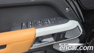 Land Rover Defender 130 P400 X- HSE 2023 года из Южной Кореи