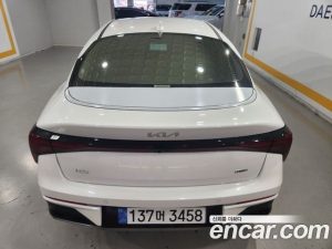 Kia K5 Prestige 2025 года из Южной Кореи