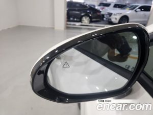 Kia K5 Prestige 2025 года из Южной Кореи