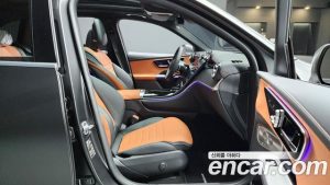 Mercedes-Benz GLC-Class GLC300 4MATIC AMG Line 2025 года из Южной Кореи