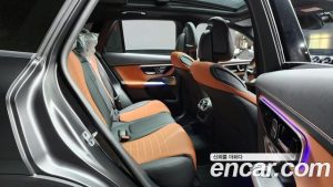 Mercedes-Benz GLC-Class GLC300 4MATIC AMG Line 2025 года из Южной Кореи