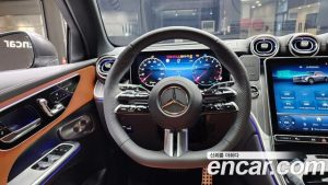 Mercedes-Benz GLC-Class GLC300 4MATIC AMG Line 2025 года из Южной Кореи