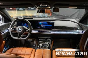 BMW 7-Series 740d xDrive M Sport 2025 года из Южной Кореи