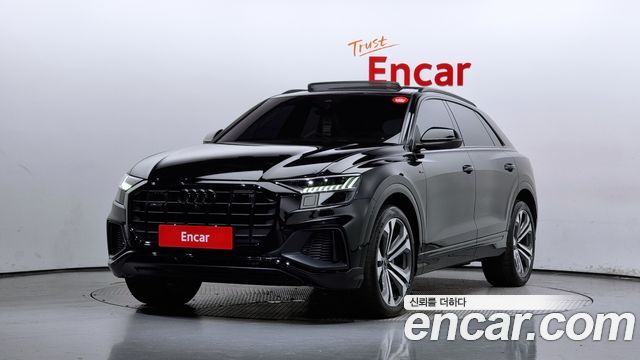 Audi Q8 55 TFSI 4WD Premium 2023 года из Кореи
