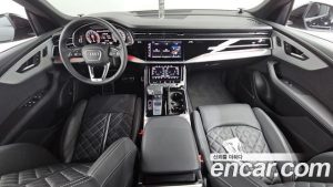 Audi Q8 55 TFSI 4WD Premium 2023 года из Южной Кореи
