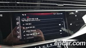 Audi Q8 55 TFSI 4WD Premium 2023 года из Южной Кореи