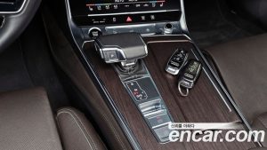 Audi A7 55 TFSI 4WD Premium 2023 года из Южной Кореи