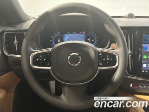 Volvo S90 B5 Ultra Bright 2025 года из Южной Кореи