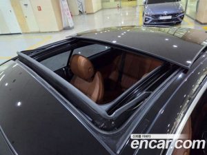 Mercedes-Benz E-Class E300d 4MATIC Coupe 2023 года из Южной Кореи