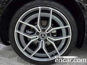 Mercedes-Benz E-Class E300d 4MATIC Coupe 2023 года из Южной Кореи