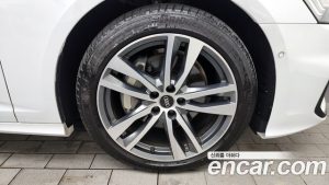 Audi A6 45 TFSI 4WD Premium 2023 года из Южной Кореи