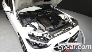 Mercedes-Benz C-Class C300 4MATIC Avantgarde 2023 года из Южной Кореи