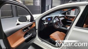 Mercedes-Benz C-Class C300 4MATIC Avantgarde 2023 года из Южной Кореи