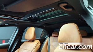Mercedes-Benz C-Class C300 4MATIC Avantgarde 2023 года из Южной Кореи