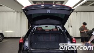 Audi Q8 e-tron 50 4WD 2024 года из Южной Кореи