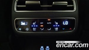 Genesis GV70 2.5T Бензин 2WD 2025 года из Южной Кореи