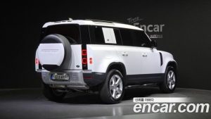 Land Rover Defender 110 D300 HSE 2023 года из Южной Кореи