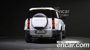 Land Rover Defender 110 D300 HSE 2023 года из Южной Кореи