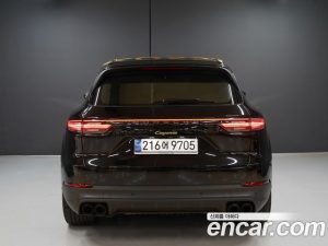 Porsche Cayenne 3.0 2023 года из Южной Кореи