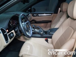 Porsche Cayenne 3.0 2023 года из Южной Кореи