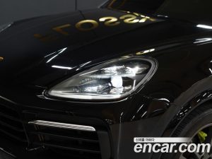 Porsche Cayenne 3.0 2023 года из Южной Кореи