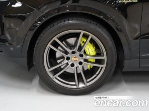 Porsche Cayenne 3.0 2023 года из Южной Кореи