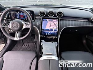 Mercedes-Benz C-Class C300 4MATIC Avantgarde 2024 года из Южной Кореи