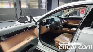 Hyundai Grandeur Exclusive 2025 года из Южной Кореи