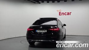 Mercedes-Benz C-Class C300 4MATIC Avantgarde 2024 года из Южной Кореи