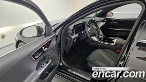 Mercedes-Benz C-Class C300 4MATIC Avantgarde 2024 года из Южной Кореи