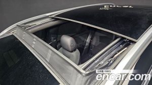 Mercedes-Benz GLB-Class GLB250 4MATIC 2024 года из Южной Кореи