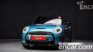Mini Cooper Convertible Seaside Edition 2023 года из Южной Кореи