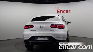 Mercedes-Benz GLC-Class GLC300 4MATIC Coupe 2023 года из Южной Кореи