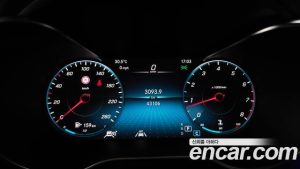 Mercedes-Benz GLC-Class GLC300 4MATIC Coupe 2023 года из Южной Кореи