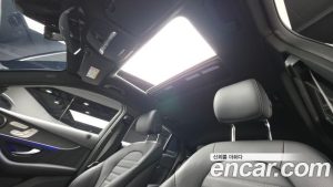 Mercedes-Benz GLC-Class GLC300 4MATIC Coupe 2023 года из Южной Кореи
