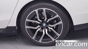 BMW 7-Series 740i xDrive M Sport 2024 года из Южной Кореи