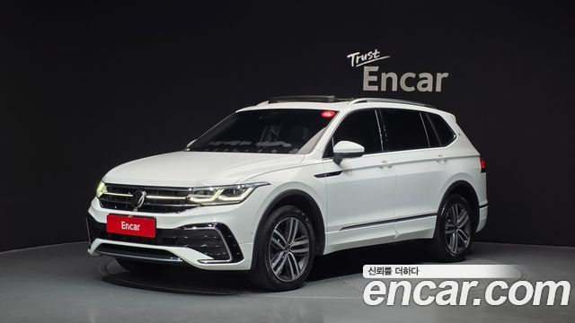 Volkswagen Tiguan 2.0 TSI R-Line 2023 года из Кореи