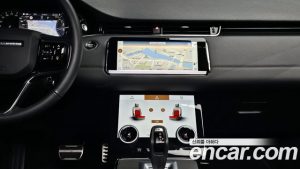 Land Rover Range Rover Evoque P250 R-Dynamic SE 2023 года из Южной Кореи