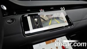 Land Rover Range Rover Evoque P250 R-Dynamic SE 2023 года из Южной Кореи