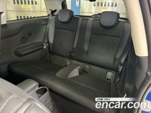Mini Cooper CLASSIC 2025 года из Южной Кореи