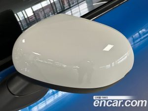 Mini Cooper CLASSIC 2025 года из Южной Кореи