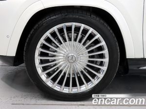 Mercedes-Benz GLS-Class Maybach GLS600 4MATIC 2024 года из Южной Кореи