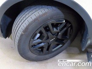 Kia Sorento HEV 1.6 2WD 2024 года из Южной Кореи