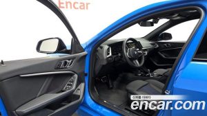 BMW 1-Series 120i M Sport 2024 года из Южной Кореи