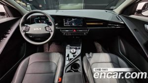 Kia Niro Prestige 2025 года из Южной Кореи