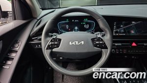Kia Niro Prestige 2025 года из Южной Кореи
