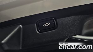 Kia Niro Prestige 2025 года из Южной Кореи