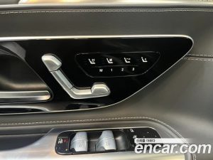 Mercedes-Benz SL-Class AMG SL63 4MATIC+ 2023 года из Южной Кореи