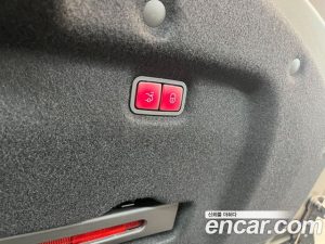 Mercedes-Benz SL-Class AMG SL63 4MATIC+ 2023 года из Южной Кореи